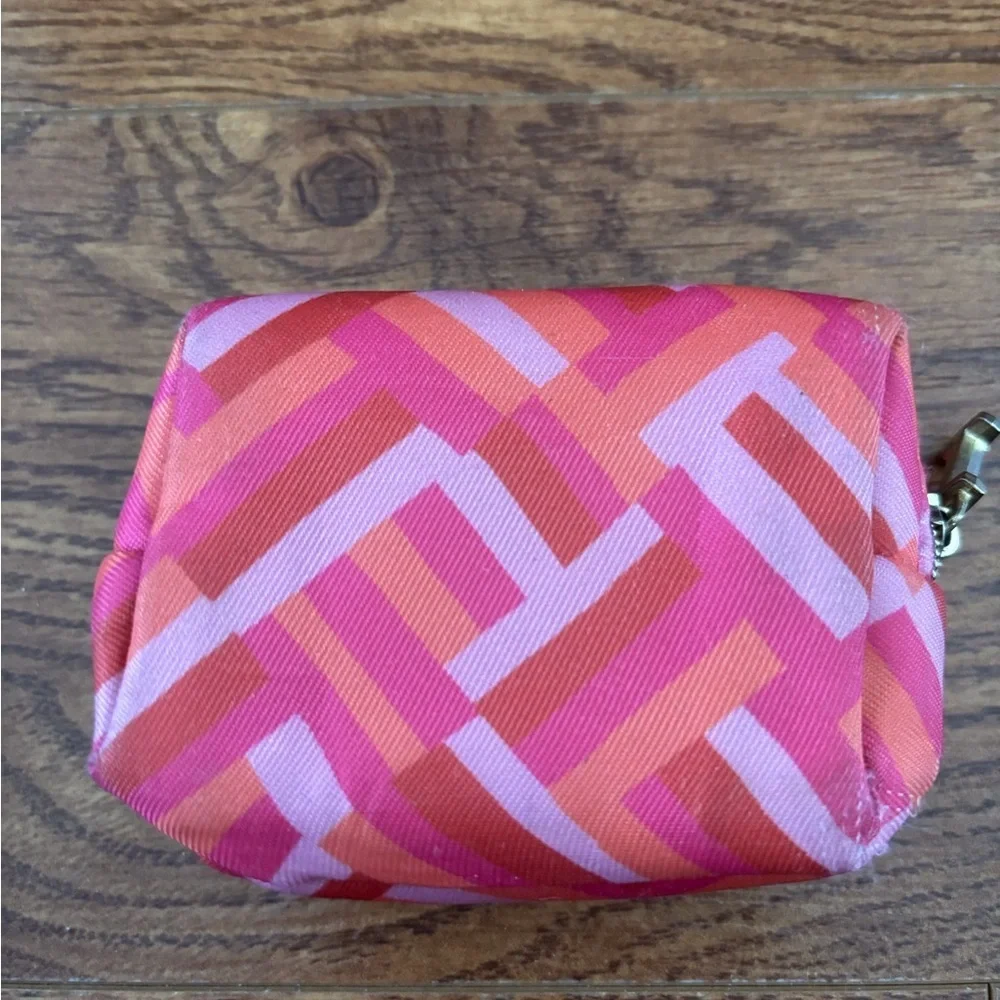 Isaac Mizrahi Pink & Orange Geometric Zip pill case
